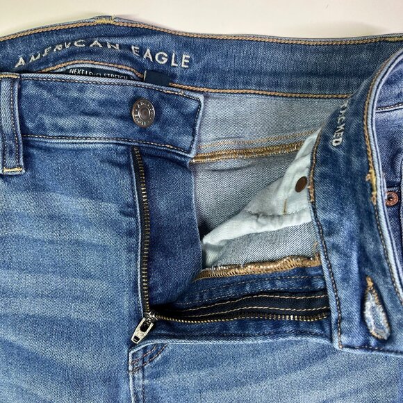 American Eagle Size 10 Short "The Stacked" Cropped Jeans Raw Cuffs - Picture 3 of 13